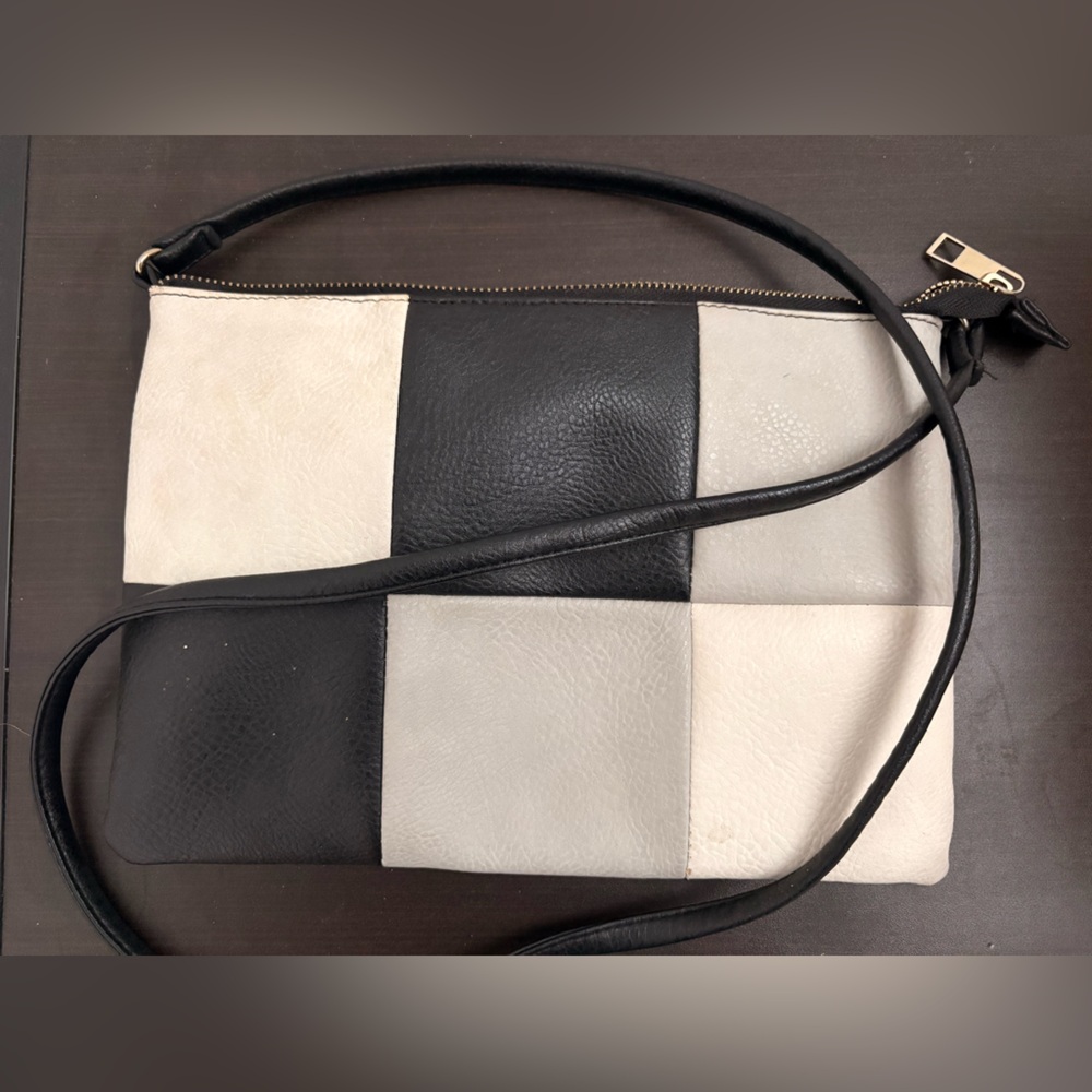 Plaid Crossbody Bag – Gray / White / Black